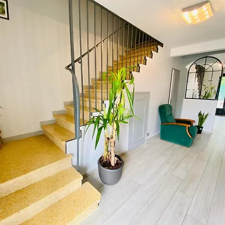 Maison Rosy
